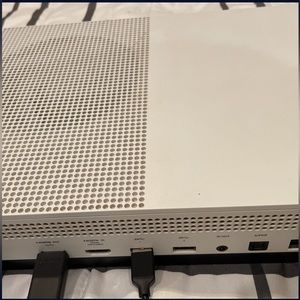 Xbox One S